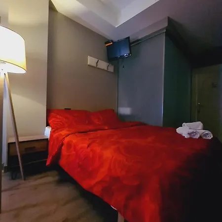 Driti New Bazaar Hotel *