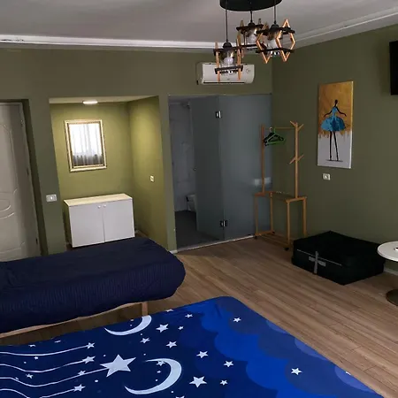 Driti New Bazaar Hotel